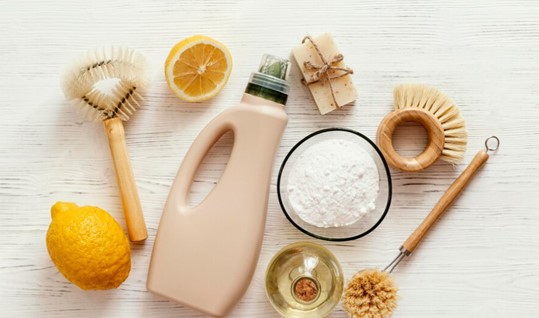 Cómo quitar manchas de desodorante en la ropa